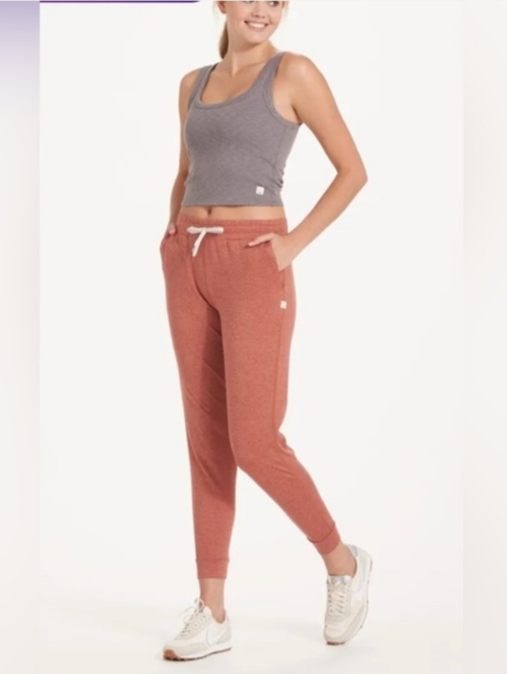 Vuori Pertormance Jogger‎ in Cinnamon Heather